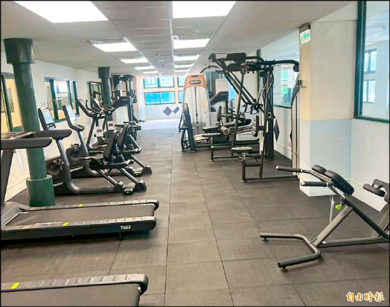 八里焚化廠泳池閒置空間 打造健身中心