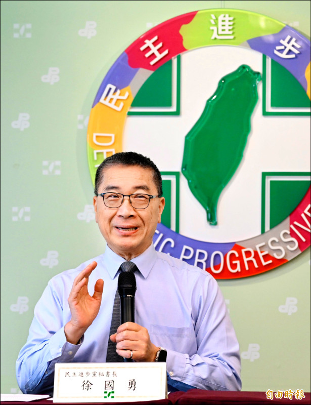 軍購喊價 鄭麗文提三八〇〇億 盧秀燕喊兆元 徐國勇:國民黨到底誰說了算?