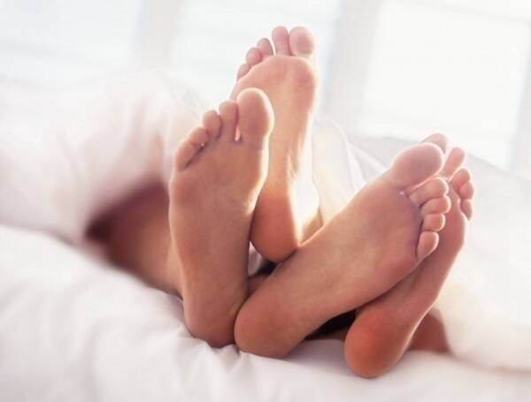 見露骨對話「插到天亮」人妻下體發炎抓包夫外遇「沒戴套」判小三要賠償