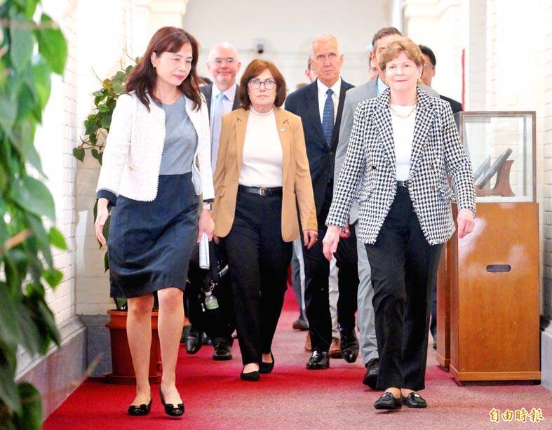 《TAIPEI TIMES》 Pass a sufficient defense budget to deter aggression, US senators say