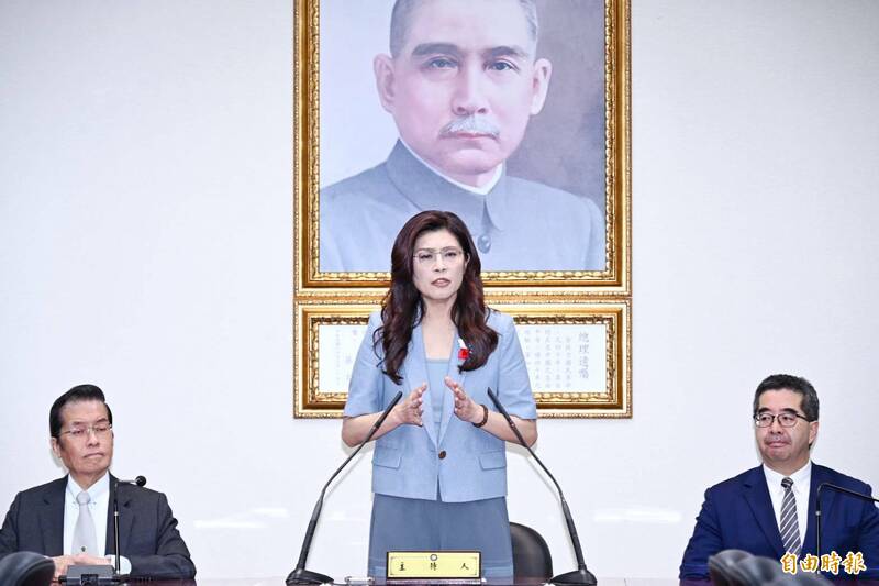 鄭麗文將訪中 粉專：國民黨內部矛盾被迫搬上檯面