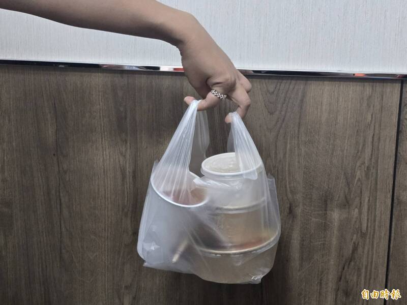 塑膠袋等塑化產品大漲價 屏檢、縣府啟動聯繫平台嚴查囤積哄抬