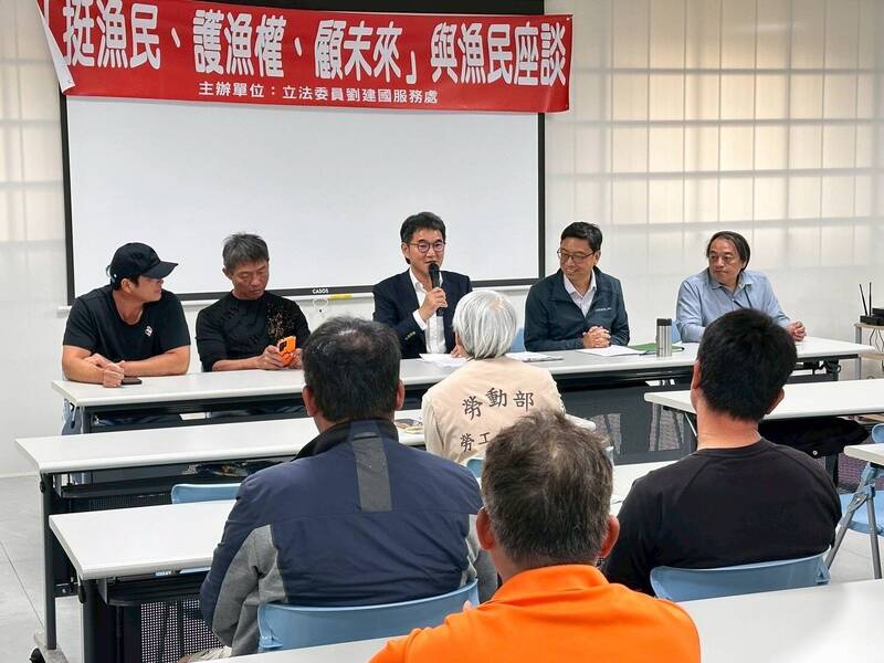 牡蠣採收將至卻缺工？劉建國促養殖移工轉換解套 併入漁撈類