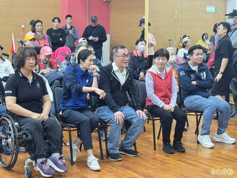 主視覺被疑抄鄭運鵬2022競選照 李四川：2020已用、工程建設人生縮影