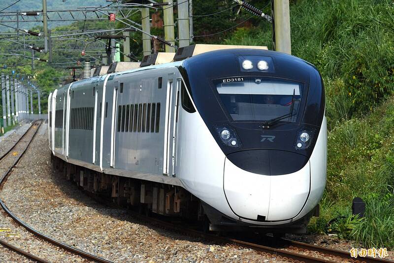 豪大雨不停！ 台鐵17時前新竹-彰化對號列車開放電子票證乘車