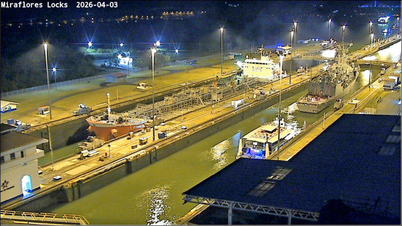 暌違八年 敦睦艦隊通過巴拿馬運河