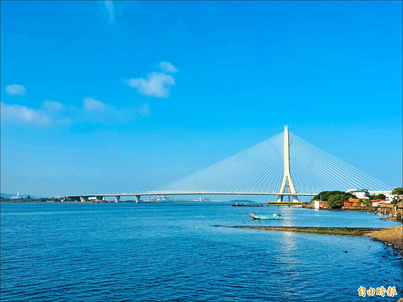 淡江大橋路跑、自行車4/18-19登場 八里端停車免費接駁更便利