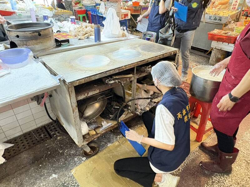 高雄爆發吃春捲上百人食物中毒 毒物專家顏宗海:小心危險溫度