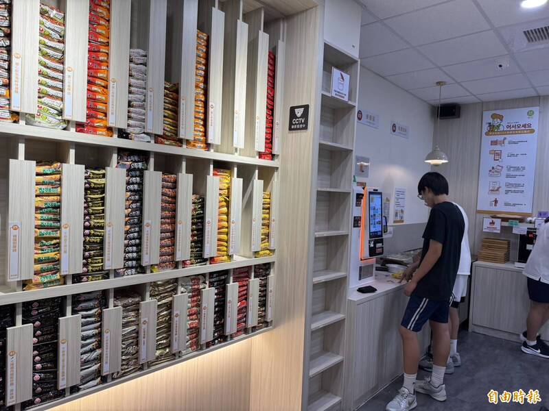 自助化服務3-2》缺工曙光還是失業隱憂? 專家籲政府跨部會整合保障勞權