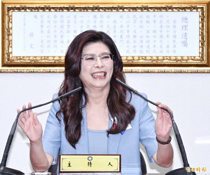 鄭麗文稱「美中非二選一」 林濁水:這就是她超過柯文哲的地方