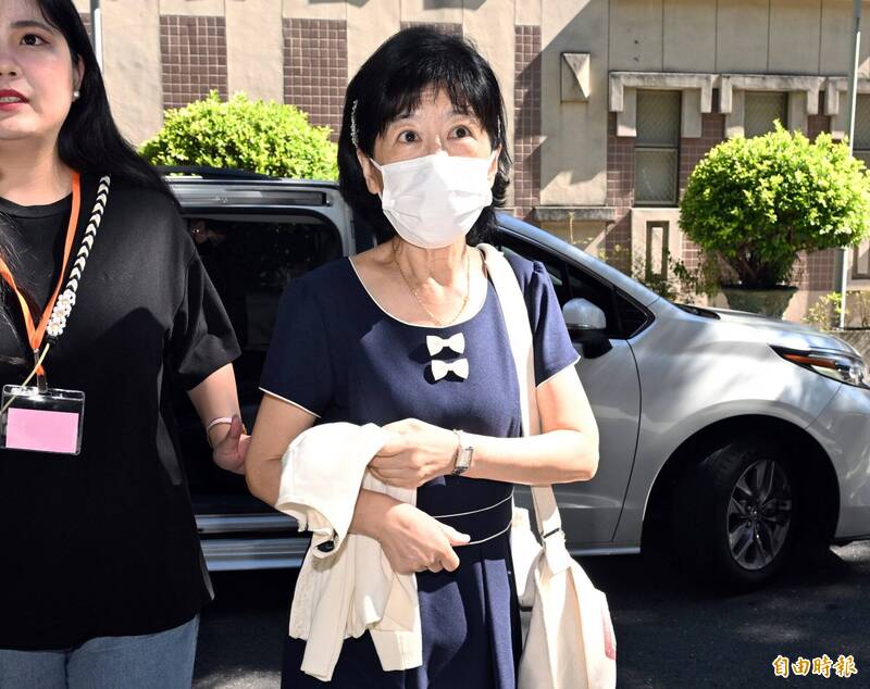 陳佩琪「我們錢還在木可」惹議 四叉貓嗆:怎有臉說成私人公司?