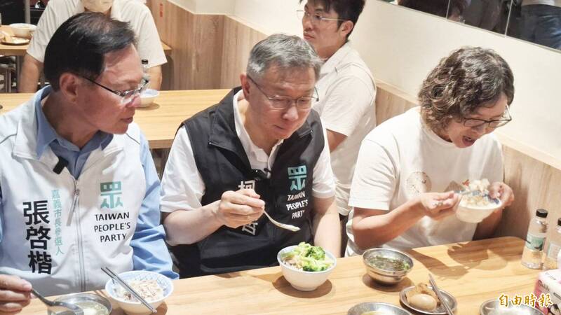 還原柯文哲掃光小菜經過! 蔡壁如爆料:他覺得看到的都能吃