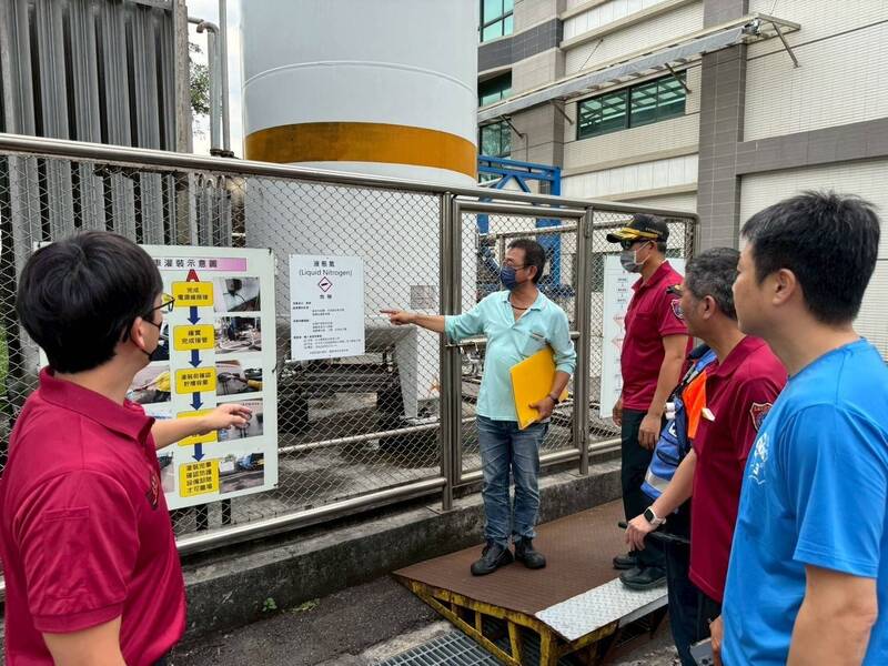 掌握化工廠消防風險 台南西港消防分隊踏勘南寶樹脂
