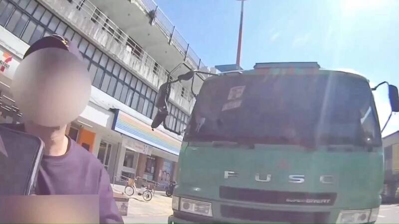 無照開大貨車違停紅線 警盤查揪出通緝犯