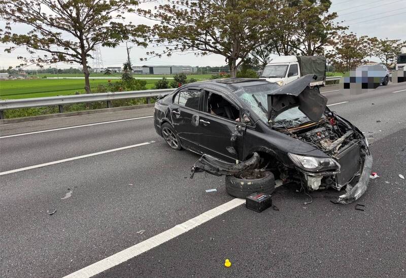 男子酒駕上國1嘉義段自撞受傷 還造成交通阻塞