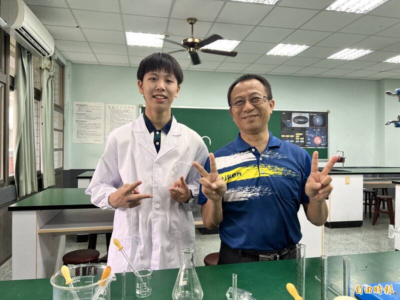 屏東中正國中2人錄取雄中科學班 新學年資優班增為2班