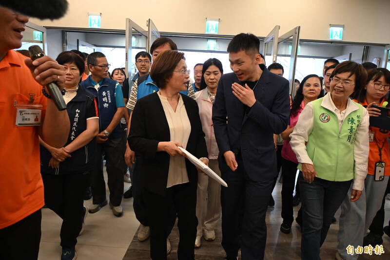 超尷尬!王惠美拿計畫書爭取場館預算 李洋未收回答「這6字」