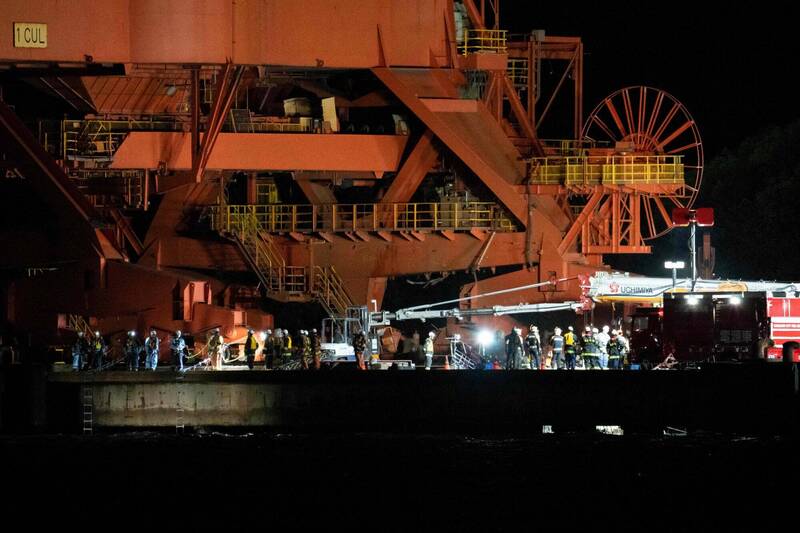 東京近郊川崎市港區12層高鷹架倒塌 3工人重傷1失蹤