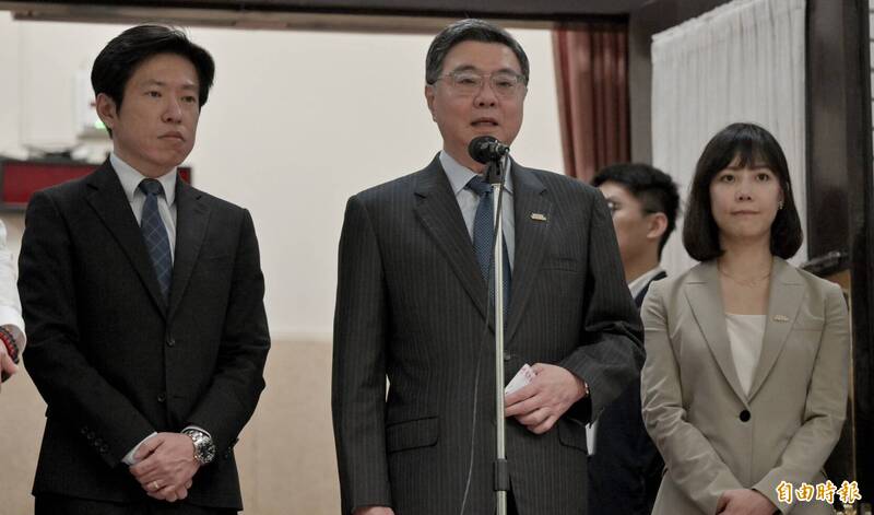 鄭麗文訪中轟綠營抓匪諜 卓榮泰反擊：台灣沒人接受躺平