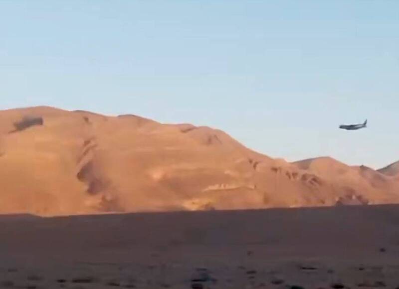 C-130飛不走改派這機接人!低空馳援畫面曝 疑美軍最神祕部隊所屬