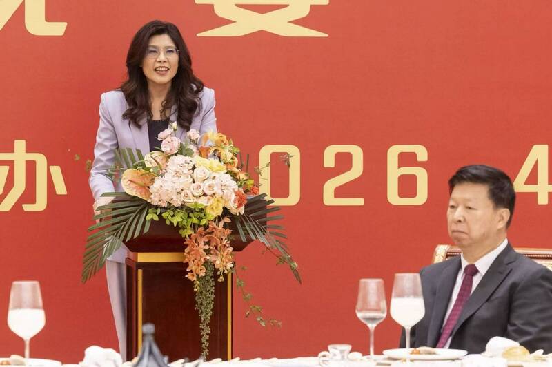 鄭麗文訪中 台灣學者：最弱勢時給最高接待規格