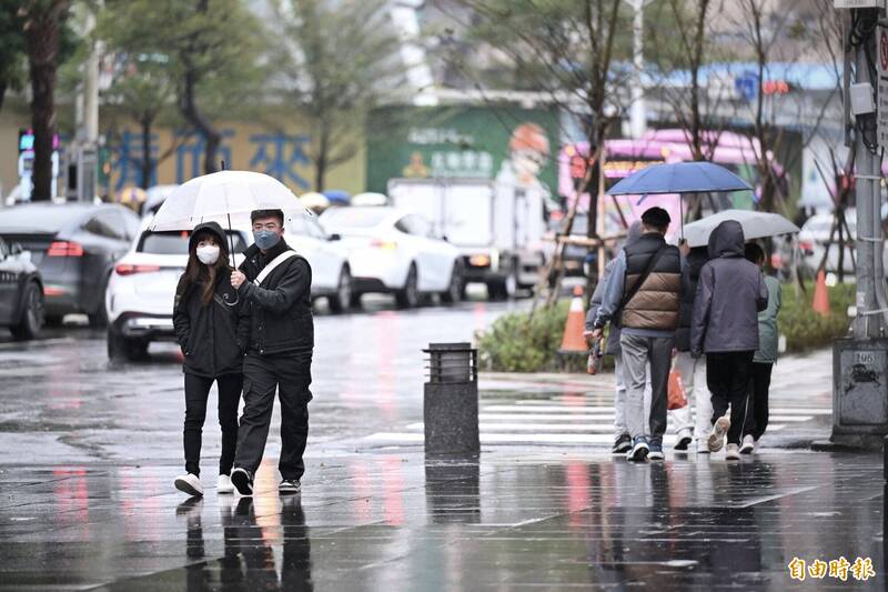 嘉義以北雷雨警戒!影響範圍曝 天氣風險:局部恐「逼近豪雨」