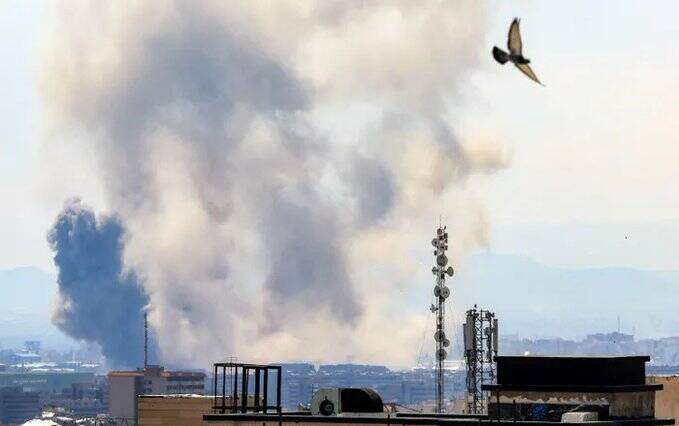 川普最後期限逼近 伊朗:美以攻擊2座橋樑等基礎設施