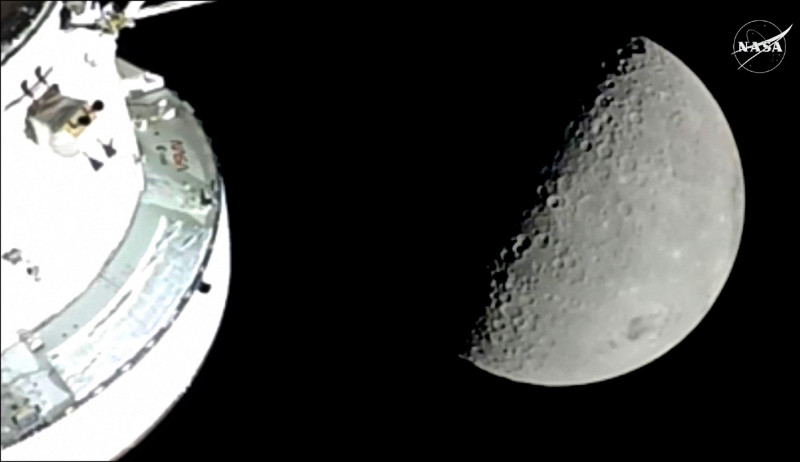 人類距離地球最遠飛行 阿提米絲2號繞月 寫新猷