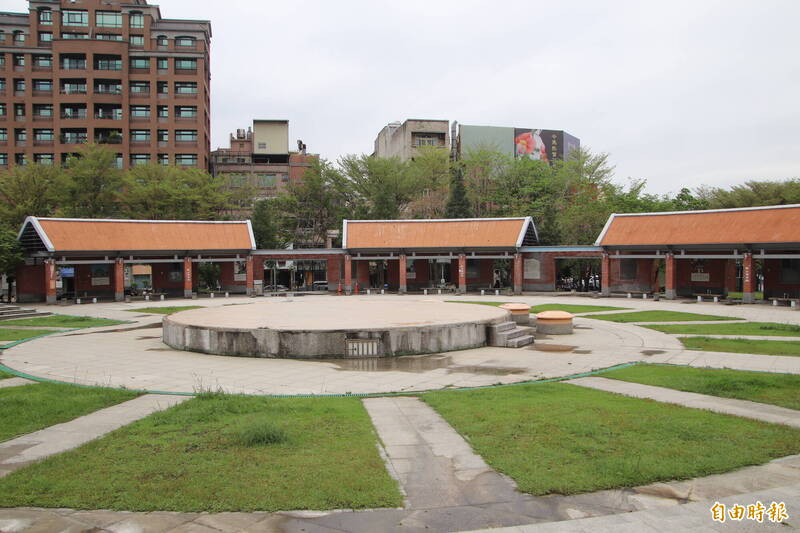 竹北文化公園導覽牌破損無人聞問 公所編列預算規劃改善