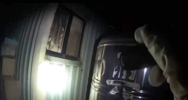 慣竊闖空門被逮個正著  哀求屋主獲釋還拿到200元吃飯錢