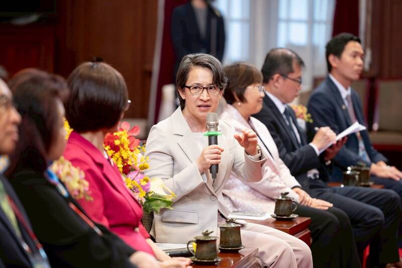 喊話北美台商助攻國防預算  蕭美琴：不只軍購  強化本土軍工是關鍵