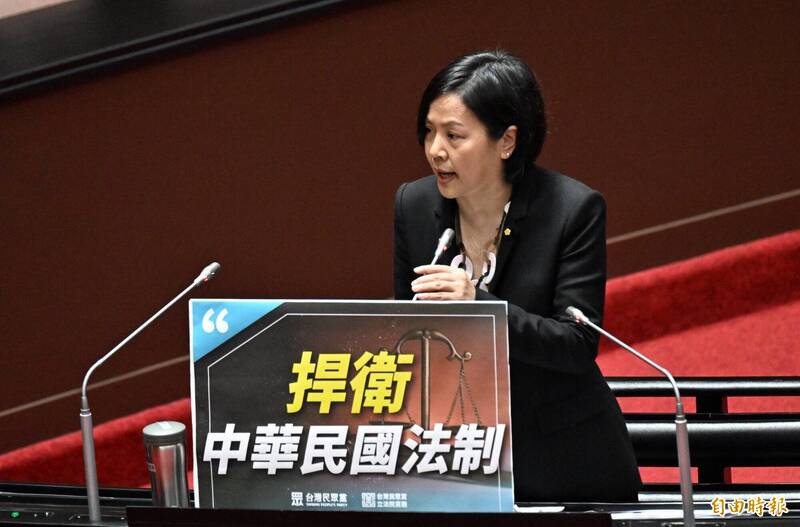 傳民眾黨本週暫不開除李貞秀 周軒質疑「被交代鄭麗文訪中不能動手」