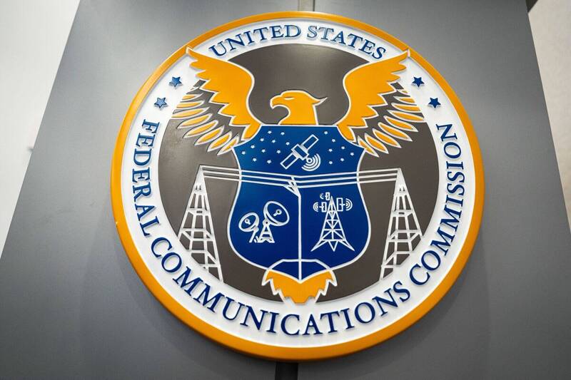 美國聯邦傳播委員會表示，本月將就是否禁止所有中國實驗室，對在美國使用的智慧型手機、相機與電腦等電子設備進行測試進行表決，以擴大此前針對北京當局的行動。（彭博檔案照）