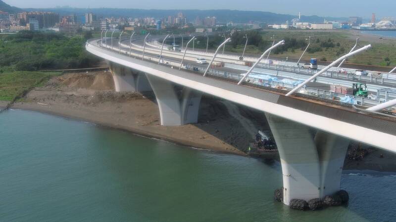 風切聲成因確認!淡江大橋欄杆將裝消音膠條 噪音可大降「30分貝」