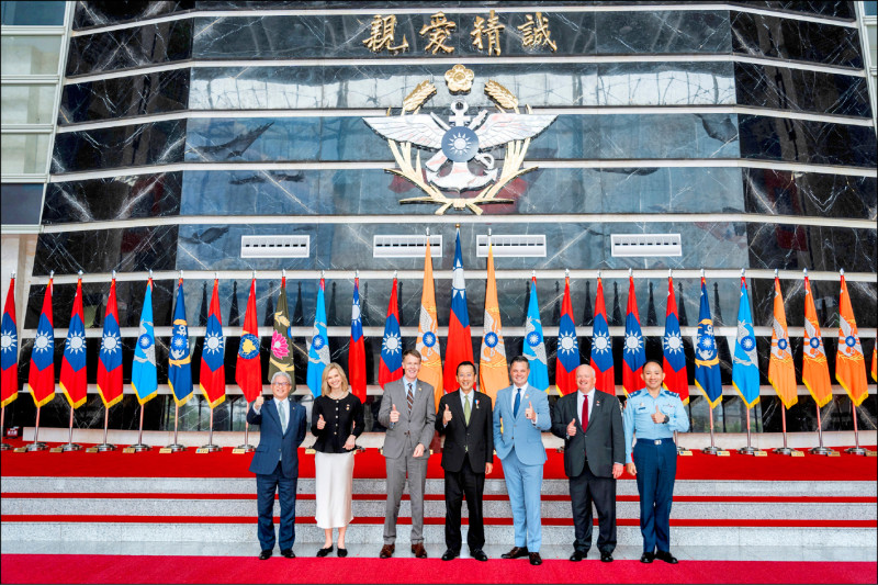 顧立雄:盼美方加速軍售程序 以利預算通過