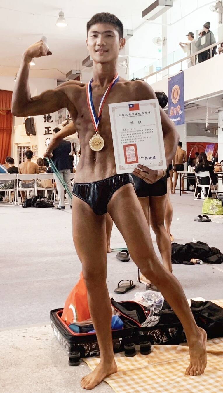 嘉義之光!東石國中戴懿濤健美賽奪1金2銀創紀錄