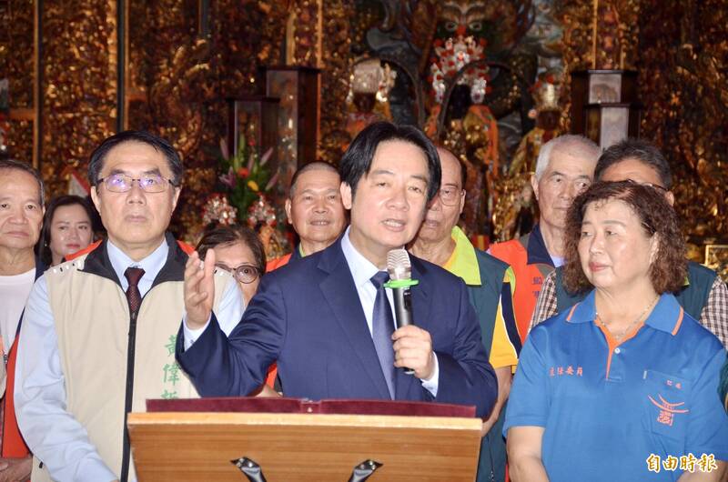 回本命區宮廟贈匾 賴清德籲立院儘速通過國防預算保護人民