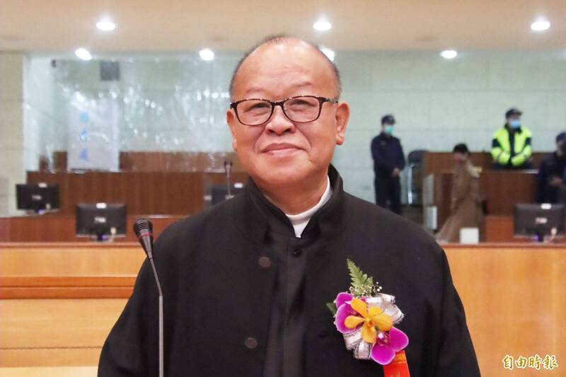 誇大食品療效詐財!電台大亨行賄嘉縣議長「喬罰單」 犯行全曝光