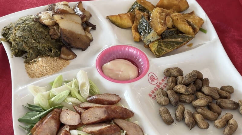 金峰鄉原生藝術國際博覽會開幕 原民辦桌品味部落美味和文化