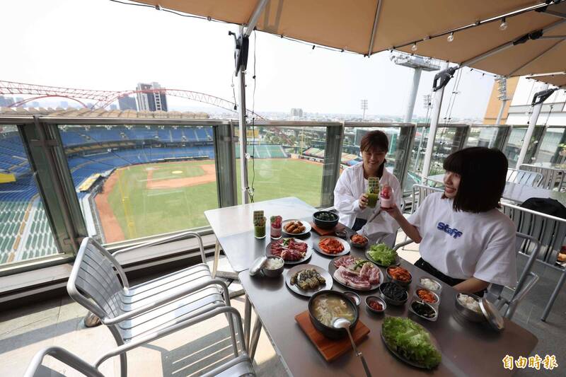 漢神洲際「免費看職棒」神祕露台曝光 業者、漢神說話了