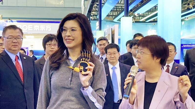 鄭麗文見北京市委書記  稱若重執政恢復兩岸故宮交流