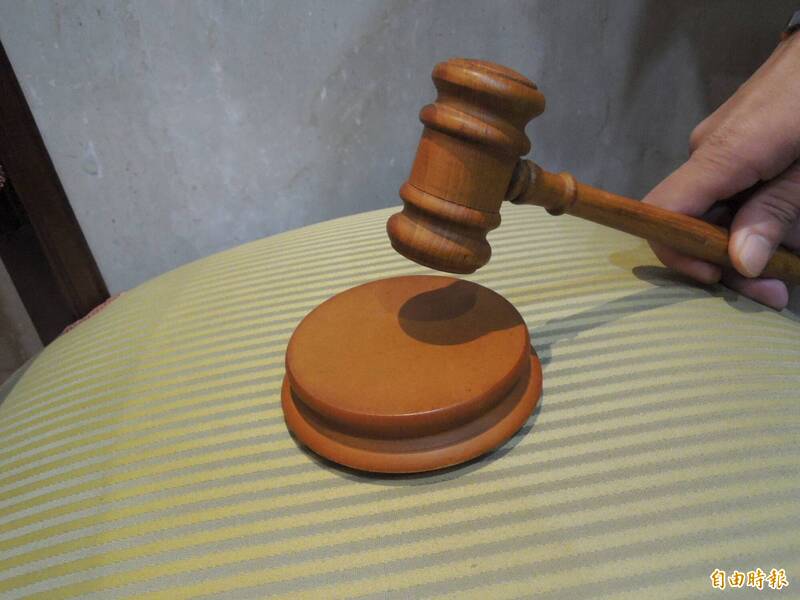 業務員酒駕肇逃撞死機車騎士 賠償家屬1030萬判刑4年6月