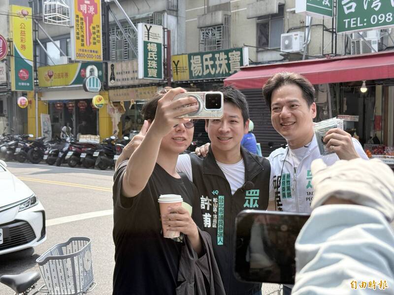 4名藍白市議員擬參選人同時搶草埔市場支持 許甫：平常心看待就好