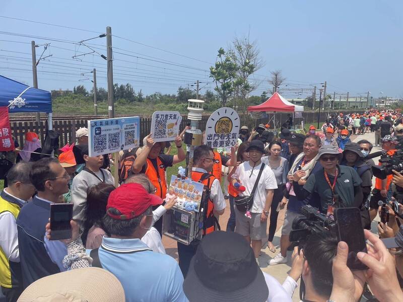「粉紅超跑」今晚起駕! 氣象署「行動氣象儀」9天8夜天氣報你知