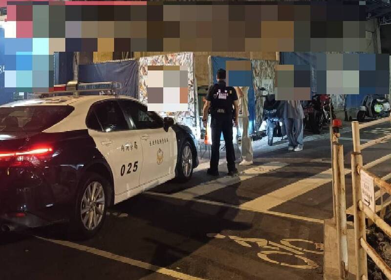 內湖工地傍晚傳工安意外 工人爬梯失足摔落受傷