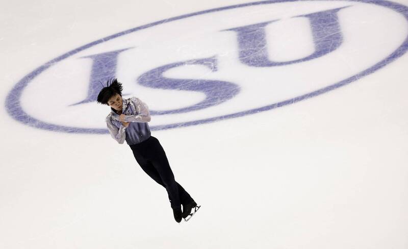 宇野昌磨20多年的花滑生涯，习得4种四周跳和6种三周跳，还是国际滑冰总会认定，全球史上第一位在比赛中完成「后内点冰四周跳」的男子单人选手。（法新社资料照）