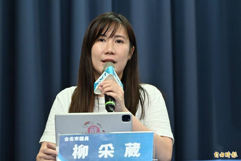 柳采葳稱沈伯洋「民進黨雙標照妖鏡」 周軒：貴氣真的比不上國民黨