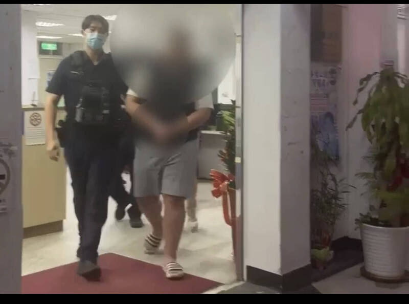 藥妝店女工讀生和主管爆糾紛!雙方男友鬥毆 新莊警逮人3交保