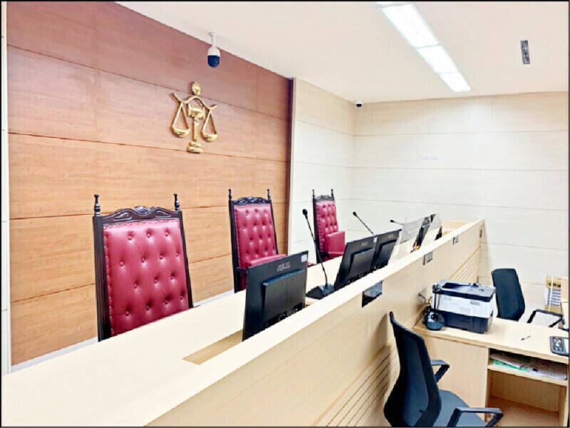 駕駛未保持車距撞前車 車上乘客2天後不治判刑4月