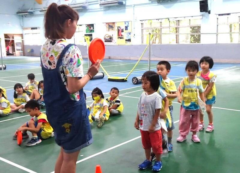 新北校園專業人力甄選啟動 招募公幼5大職類、學校護理人員